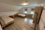 Wohnen auf Zeit Schortens - 6 Zimmer, 180 m&sup2;, 150&euro; | Angebot:26119359
