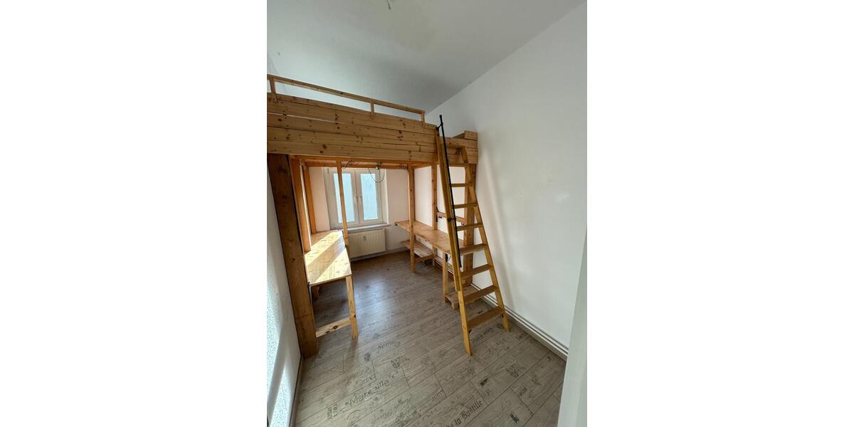 Etagenwohnung Altentreptow - 4 Zimmer, 91 m&sup2;, 549&euro; | Angebot:24864227