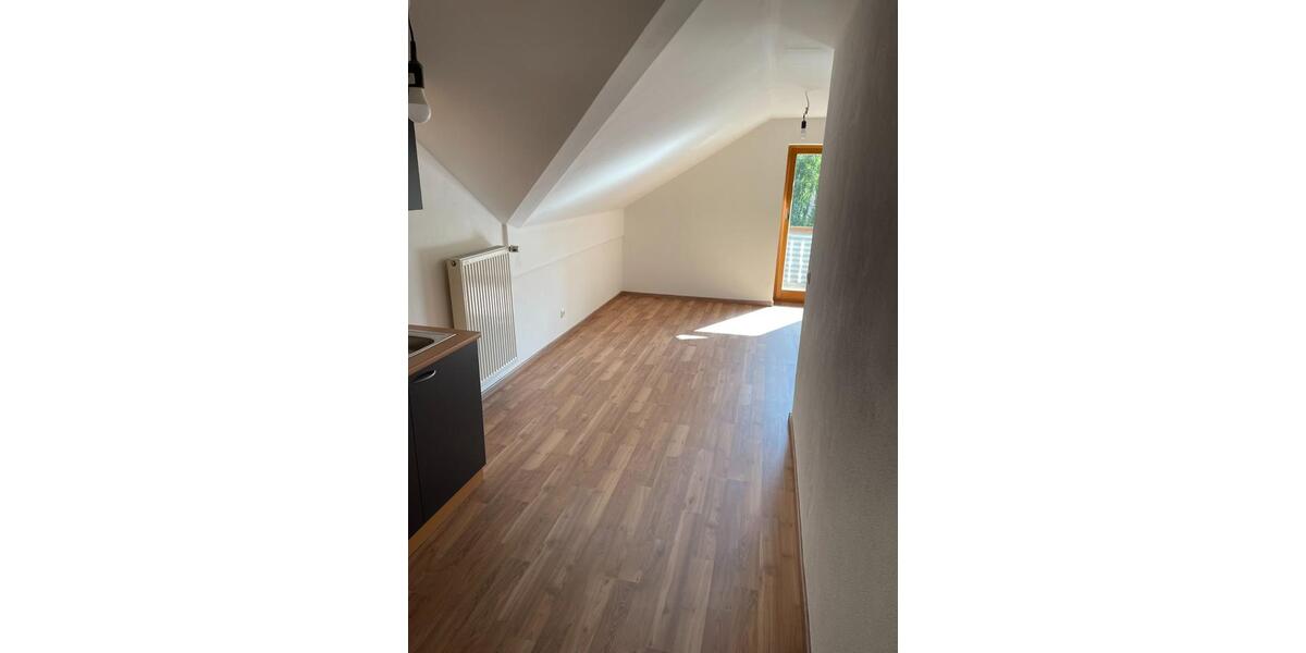 Dachgeschoßwohnung Gleißenberg - 2 Zimmer, 50 m&sup2;, 550&euro; | Angebot:24428972