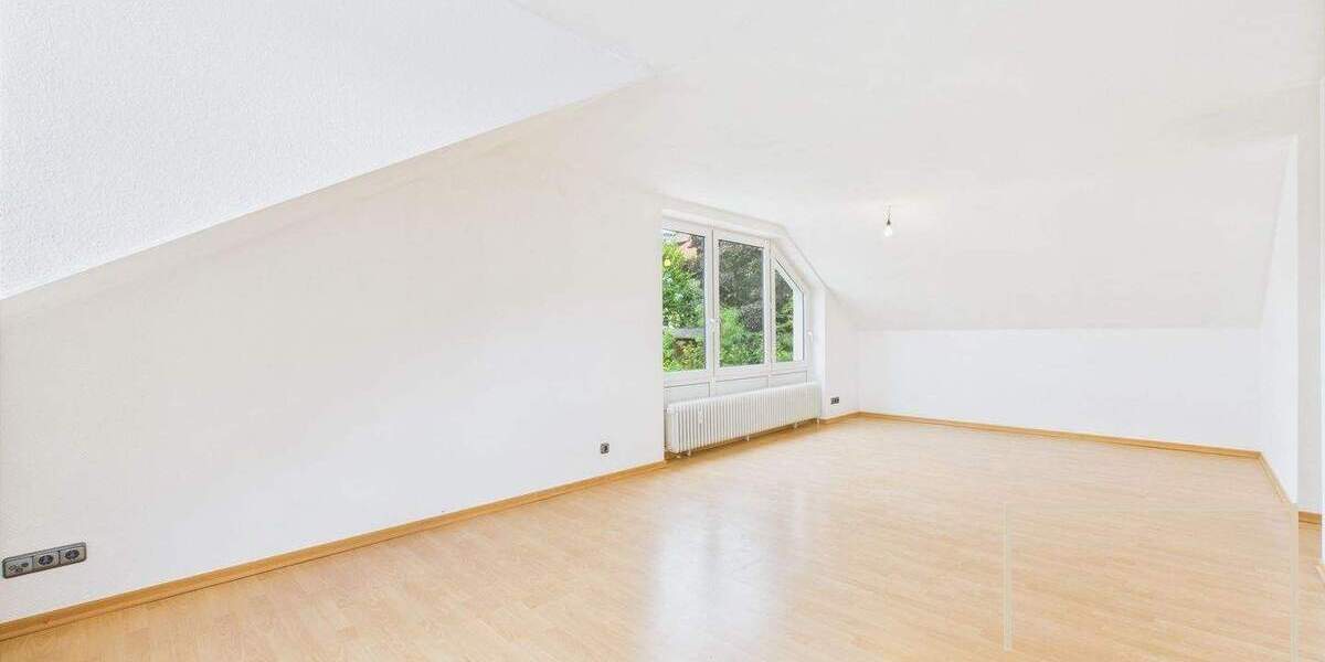 Etagenwohnung Gusterath - 4 Zimmer, 100 m&sup2;, 850&euro; | Angebot:24857680