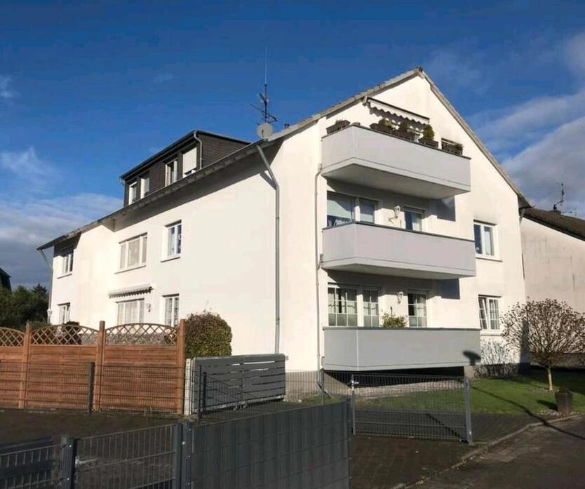 4-Zimmer Wohnung in Bensberg mit Einbauküche zimmer