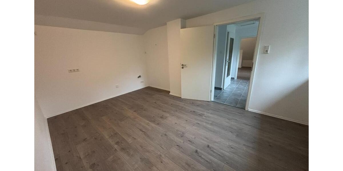 Neuer Ausbau - Erstbezug - Elberfeld Kruppstr. - 2,5 Zi. Wohnung 2 zimmer