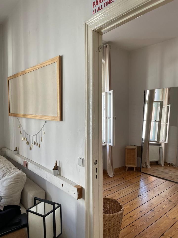 UNTERMIETE: 2 Zimmer Wohnung in Friedrichshain