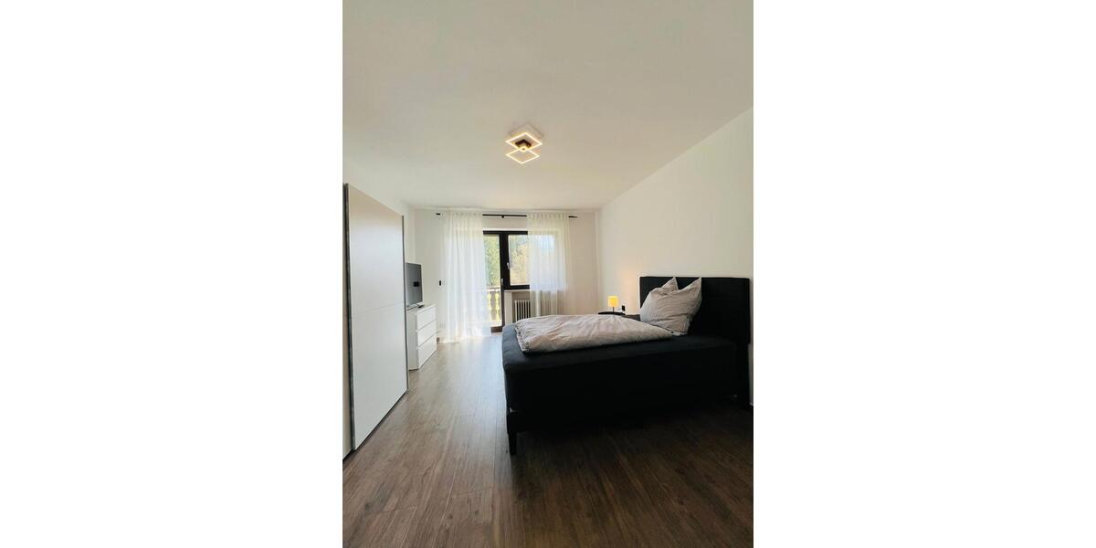 Wohnen auf Zeit Mengkofen - 3 Zimmer, 24 m&sup2;, 13&euro; | Angebot:26054758
