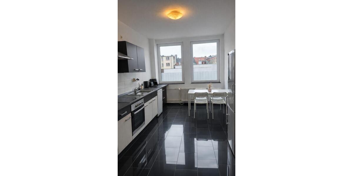 Etagenwohnung Saarbrücken - 4 Zimmer, 95 m&sup2;, 1.600&euro; | Angebot:24850770