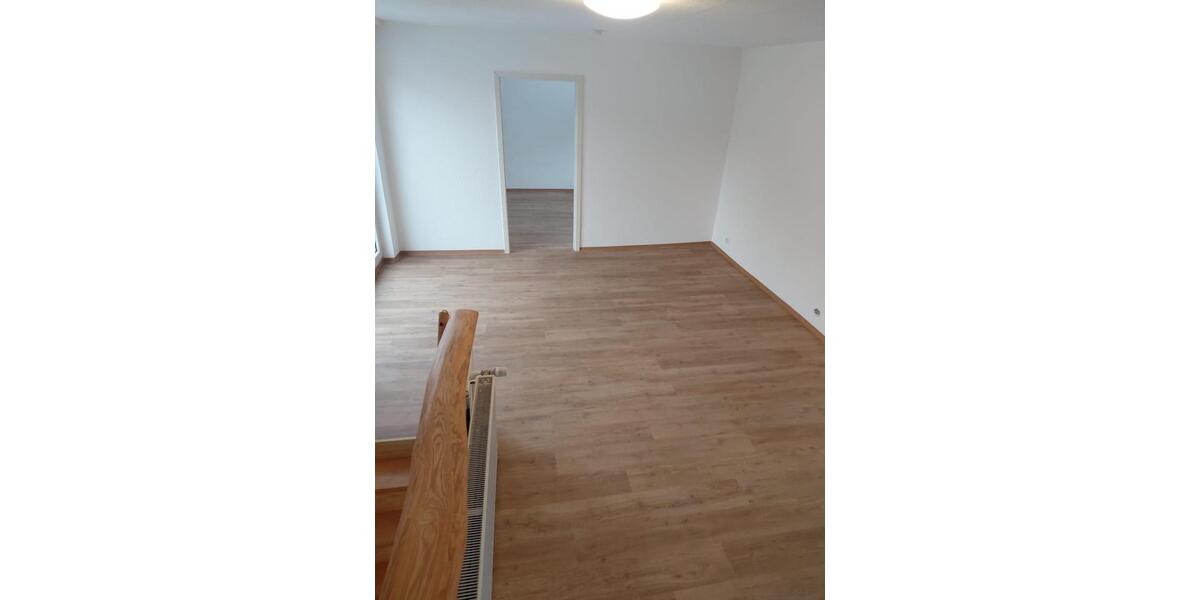 Einfamilienhaus Wanfried - 5 Zimmer, 100 m&sup2;, 900&euro; | Angebot:26493859