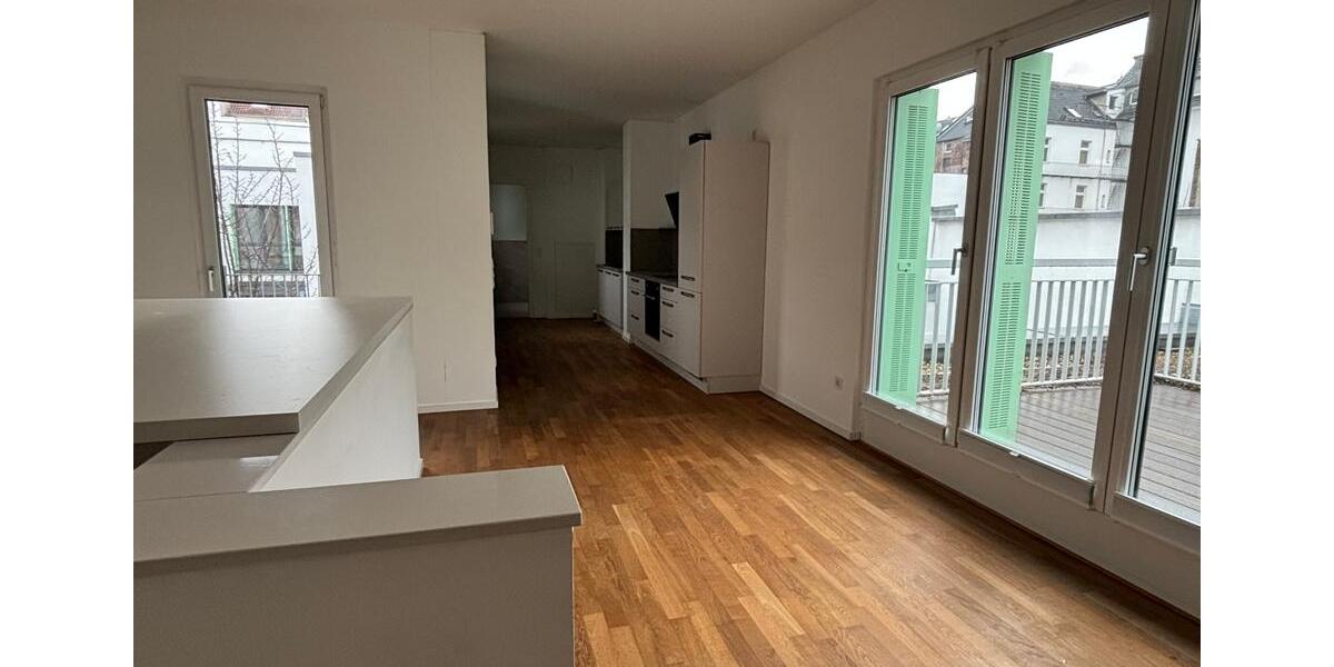 Etagenwohnung Düsseldorf Stadtbezirk 3 - 3 Zimmer, 103 m&sup2;, 1.887&euro; | Angebot:24116704