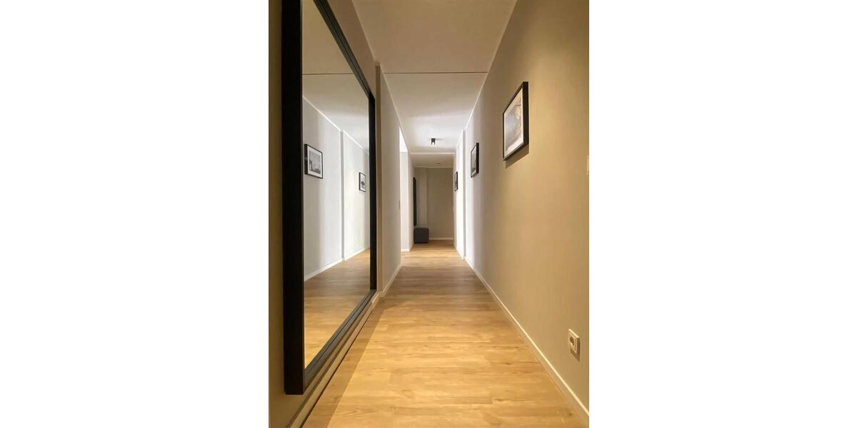 Etagenwohnung Wiesbaden - 4 Zimmer, 111 m&sup2;, 2.090&euro; | Angebot:26698912