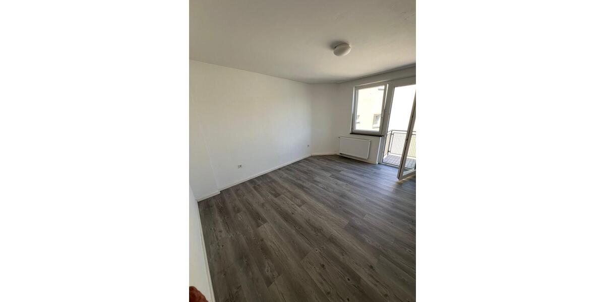 Etagenwohnung Köln Mülheim - 2 Zimmer, 60 m&sup2;, 990&euro; | Angebot:26698768