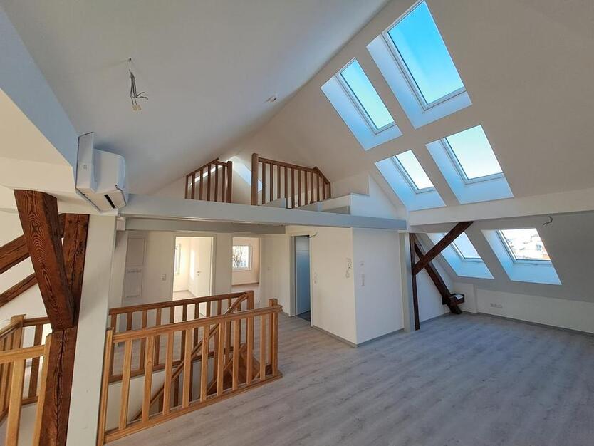 - Exklusive - neu - Erstbezug 4-Raum - Penthouse inkl. 2 Stellplätze
