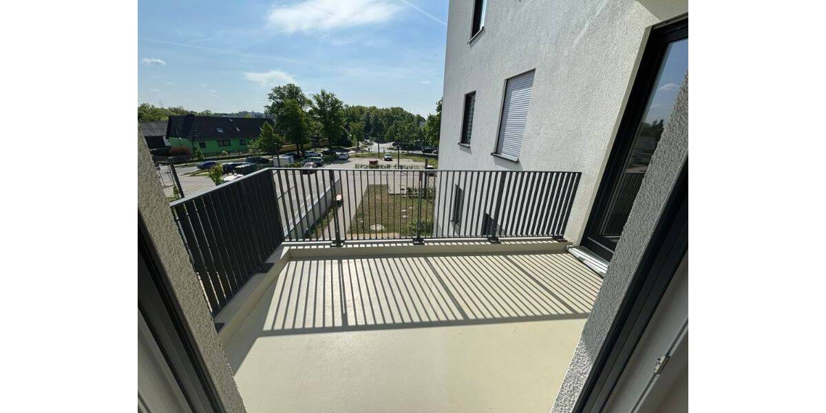 Etagenwohnung Schönefeld - 2 Zimmer, 65 m&sup2;, 1.058&euro; | Angebot:24990037