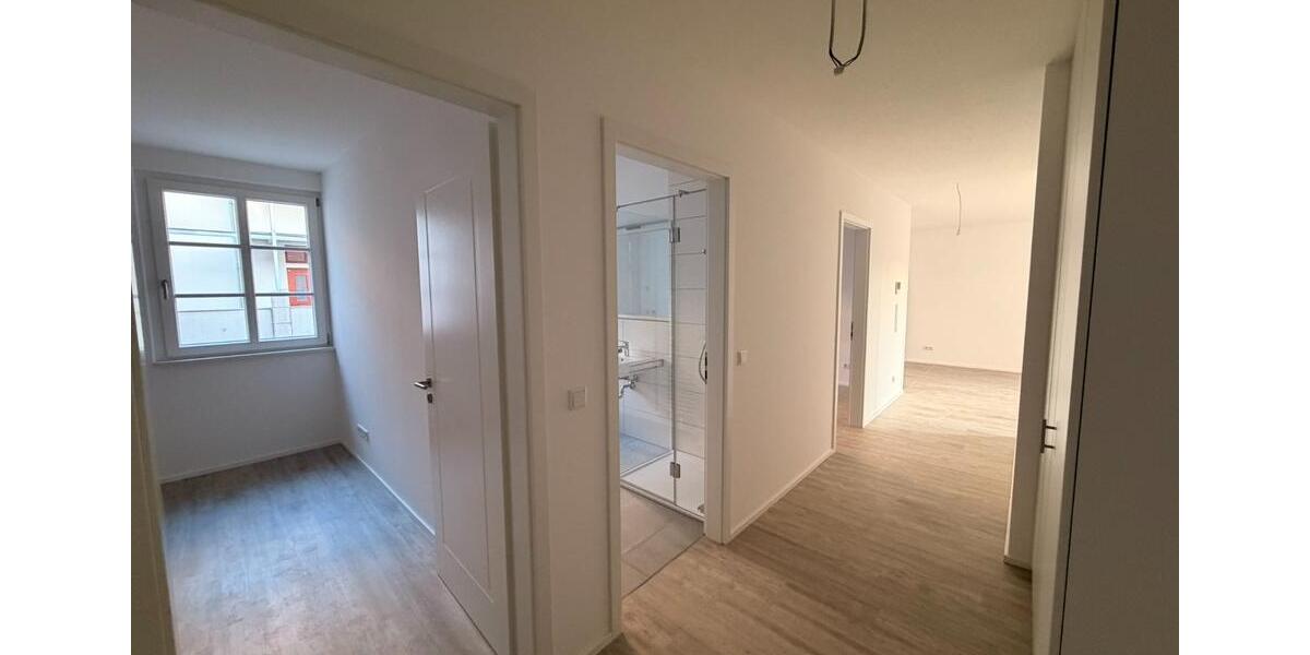Etagenwohnung Ansbach - 3 Zimmer, 80 m&sup2;, 1.150&euro; | Angebot:24873583