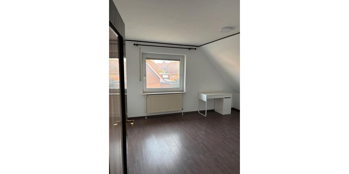 Etagenwohnung Twistringen - 3 Zimmer, 135 m&sup2;, 1.300&euro; | Angebot:25547980