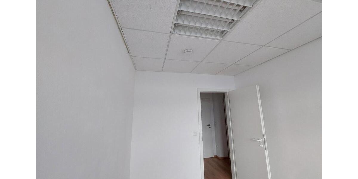 Hochparterre Königsbrunn - 3 Zimmer, 80 m&sup2;, 1.100&euro; | Angebot:24940873