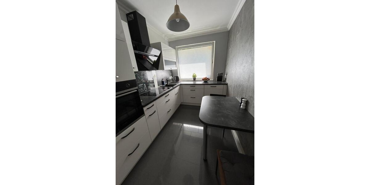 Etagenwohnung Kassel - 4 Zimmer, 105 m&sup2;, 1.200&euro; | Angebot:26623487