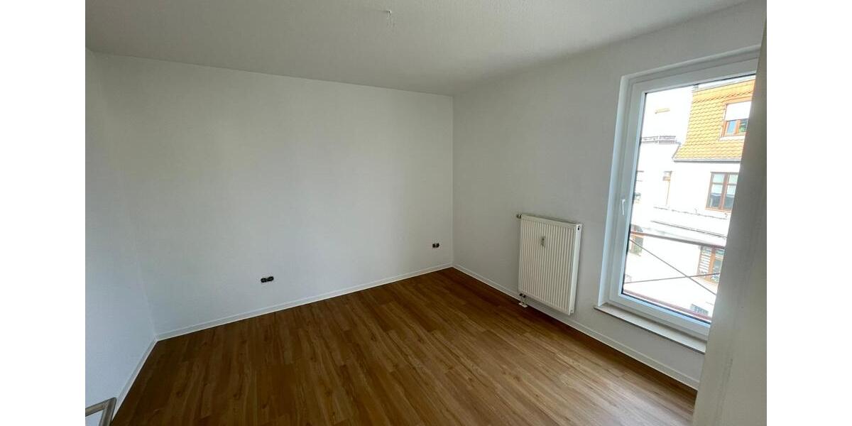 Etagenwohnung Schönebeck (Elbe) - 2 Zimmer, 60 m&sup2;, 360&euro; | Angebot:26300195
