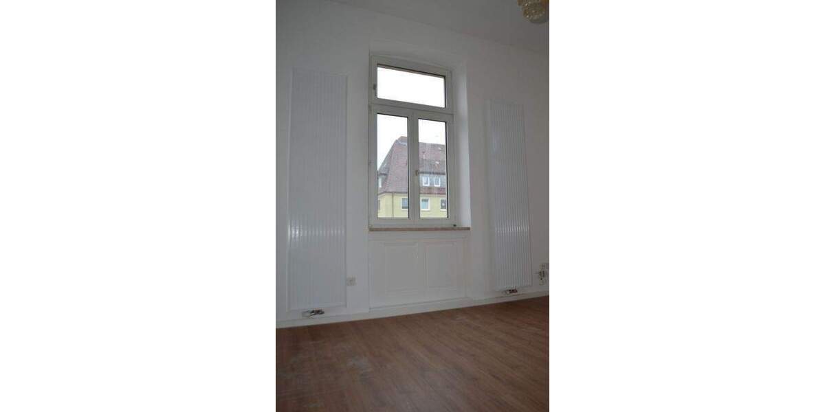 Etagenwohnung Kitzingen - 4 Zimmer, 114 m&sup2;, 830&euro; | Angebot:24906126