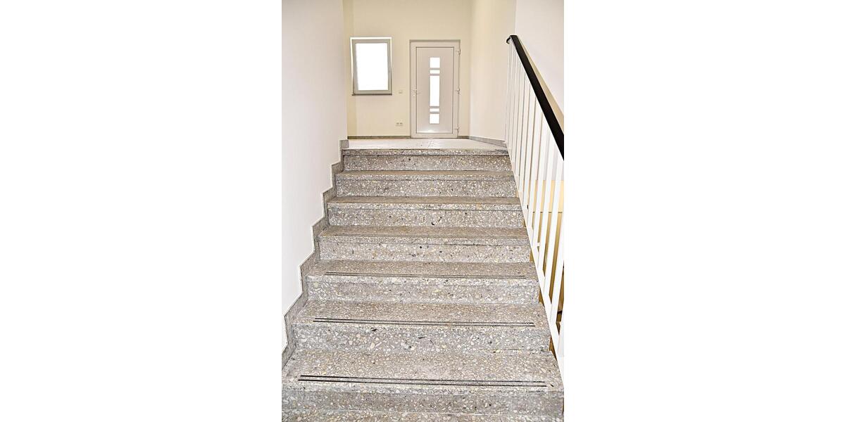 Gewerbeobjekt Düsseldorf Stadtbezirk 9 - 300&euro; | Angebot:24864761