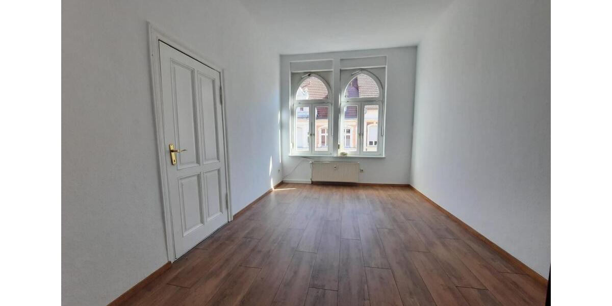 Etagenwohnung Stendal - 4 Zimmer, 114 m&sup2;, 890&euro; | Angebot:26297144