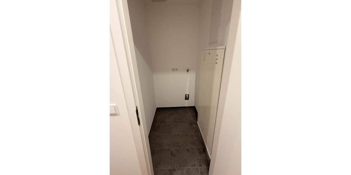 Erdgeschoßwohnung Homburg - 1 Zimmer, 61 m&sup2;, 1.100&euro; | Angebot:26279514