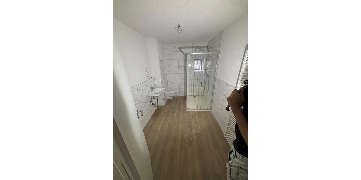 Etagenwohnung Vöhl - 3 Zimmer, 94 m&sup2;, 700&euro; | Angebot:25797016