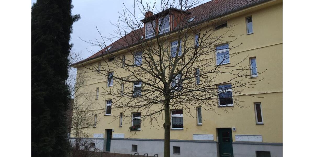 Dachgeschoßwohnung Aschersleben - 3 Zimmer, 74 m&sup2;, 400&euro; | Angebot:25178557