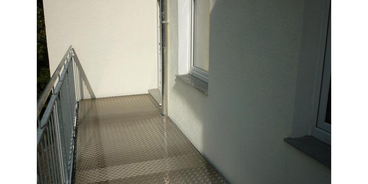 Etagenwohnung Plauen - 4 Zimmer, 108 m&sup2;, 575&euro; | Angebot:26659161