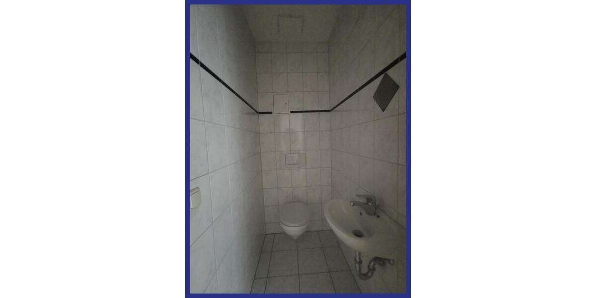 Dachgeschoßwohnung Gera - 4 Zimmer, 83 m&sup2;, 500&euro; | Angebot:25976845