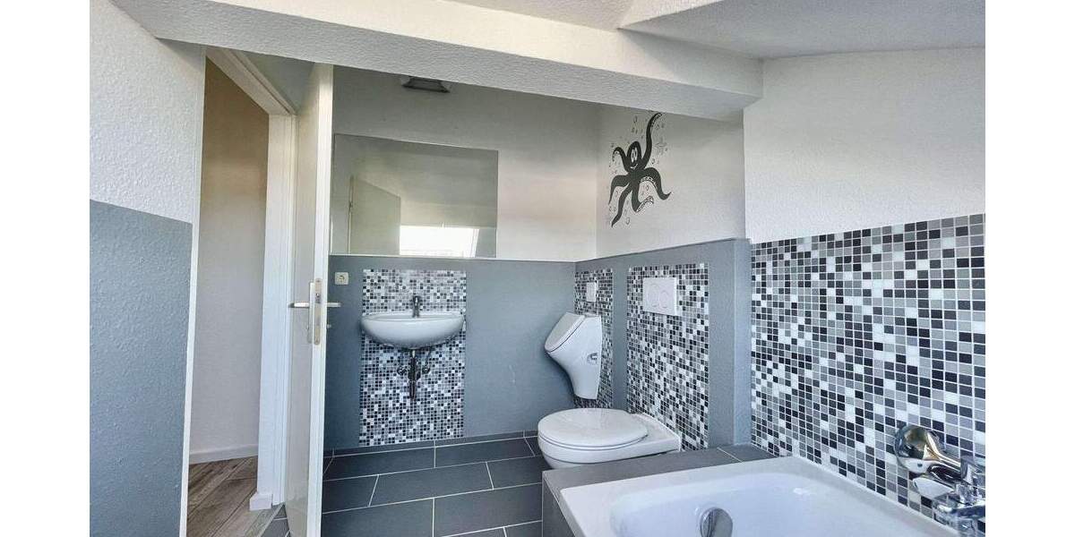 Einfamilienhaus Bad Homburg Ober-Erlenbach - 1 Zimmer, 322 m&sup2;, 3.400&euro; | Angebot:25691126