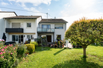 Einfamilienhaus mit traumhaftem Garten