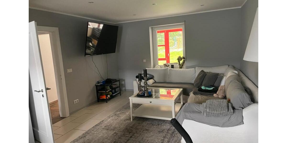 Freistehendes Einfamilienhaus mit großem Garten zur Miete 5 zimmer