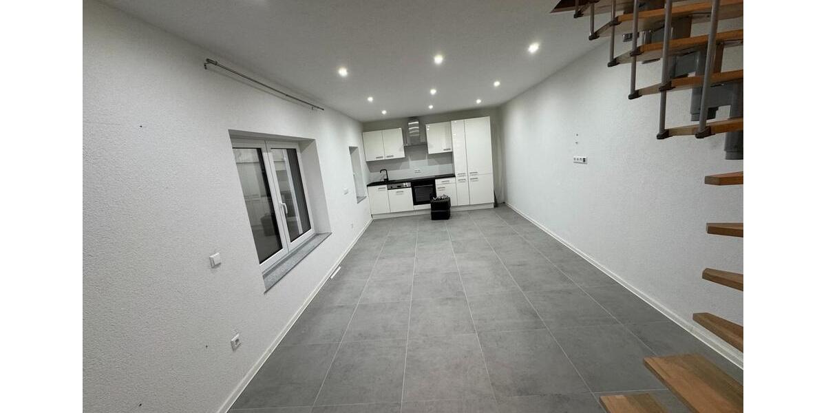 Maisonettenwohnung Baden-Baden Lichtental - 2.5 Zimmer, 65 m&sup2;, 700&euro; | Angebot:25446946