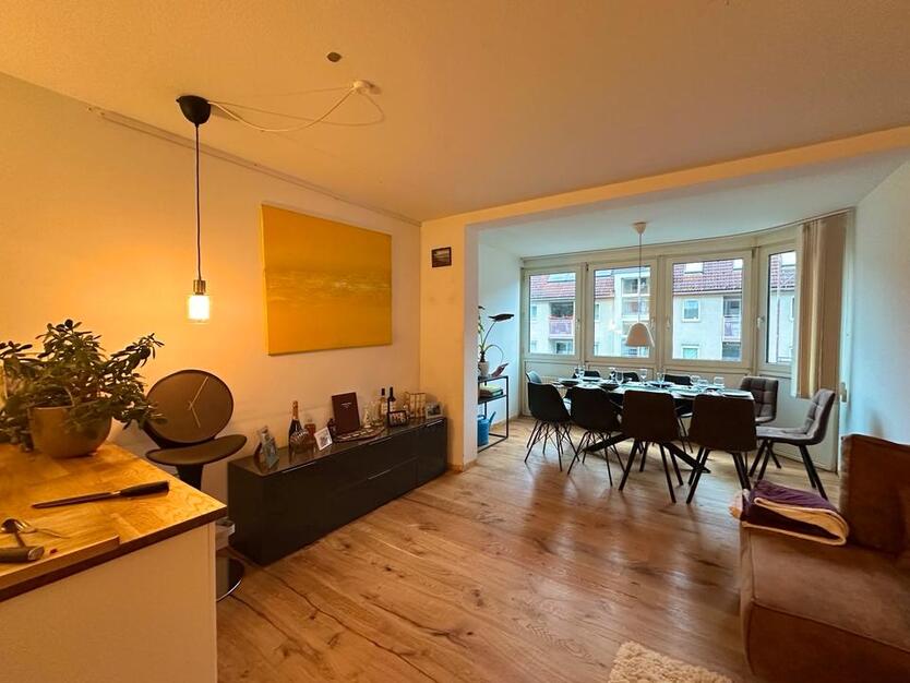 Möblierte und sanierte 3-Zimmer-Wohnung in der Welserstraße