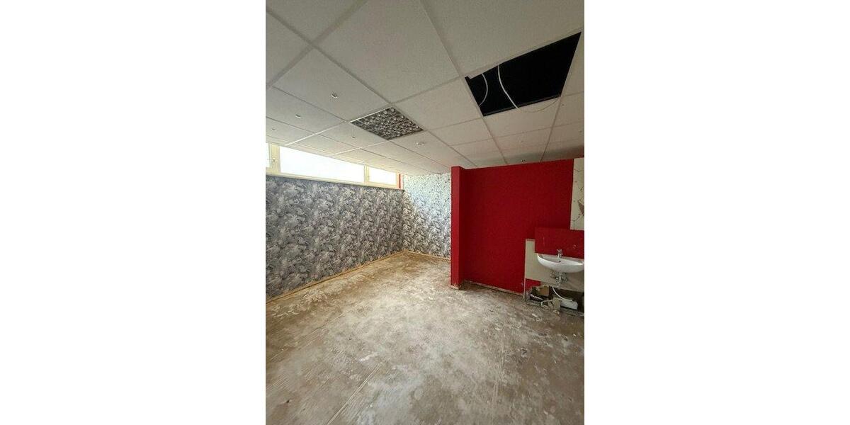 Gewerbeobjekt Regensburg Konradsiedlung - 7&euro; | Angebot:26497646