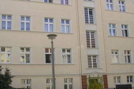 Wohnung Görlitz Innenstadt - 3 Zimmer, 65 m&sup2;, 321&euro; | Angebot:26723957