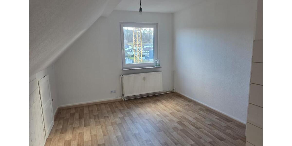 Dachgeschoßwohnung Dietzhölztal - 2 Zimmer, 53 m&sup2;, 468&euro; | Angebot:26134037