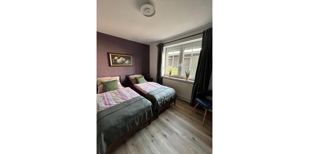 Erdgeschoßwohnung Schortens - 3 Zimmer, 95 m&sup2;, 1.500&euro; | Angebot:26047003