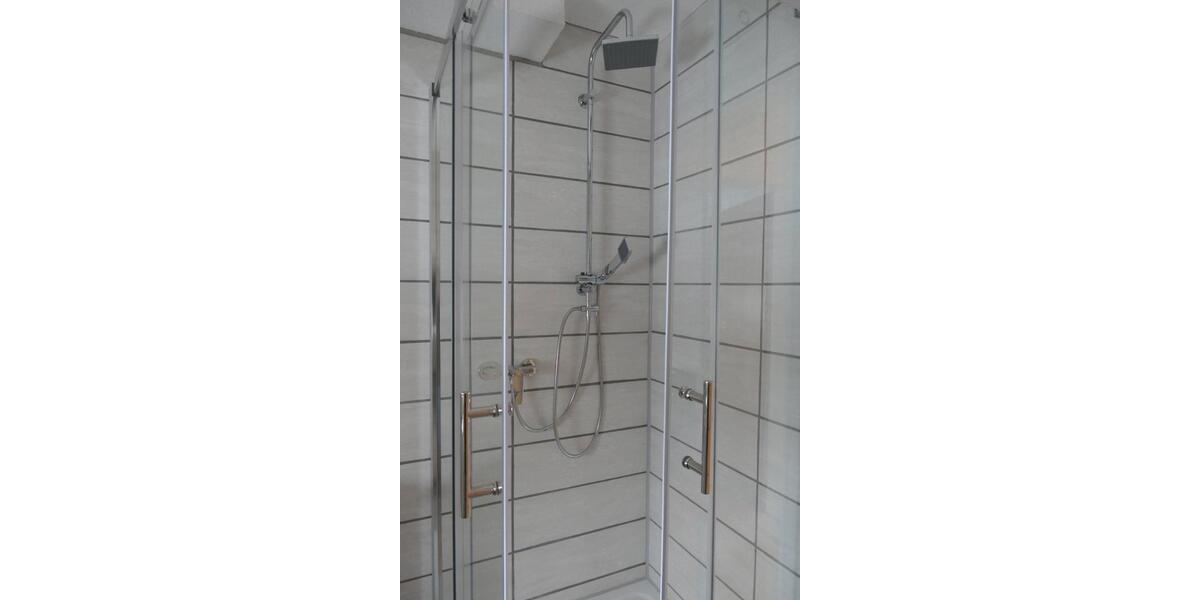 Erdgeschoßwohnung Münsingen - 3 Zimmer, 80 m&sup2;, 850&euro; | Angebot:26153650