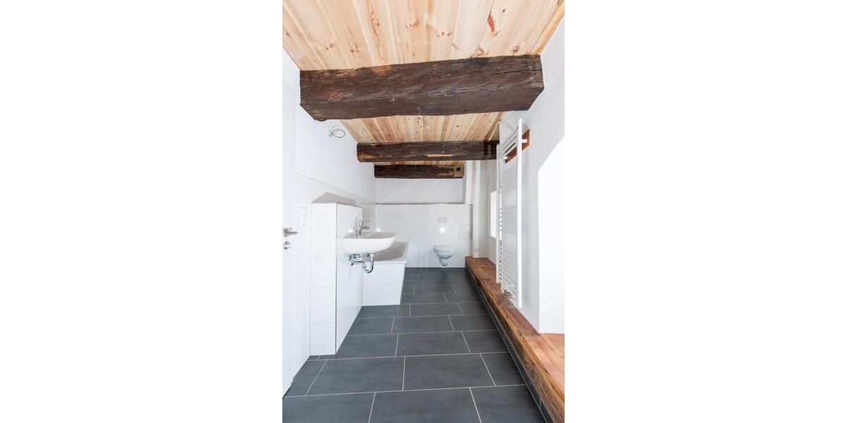 Etagenwohnung Güstrow - 4 Zimmer, 117 m&sup2;, 1.050&euro; | Angebot:25781150