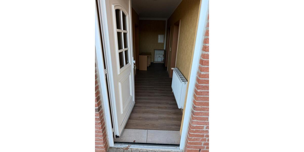 Erdgeschoßwohnung Güstrow - 3 Zimmer, 94 m&sup2;, 1.322&euro; | Angebot:24315081