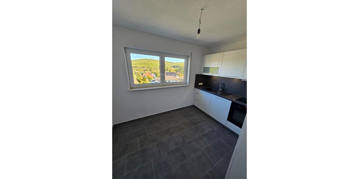 Etagenwohnung Bad Endbach - 5 Zimmer, 121 m&sup2;, 949&euro; | Angebot:26494179