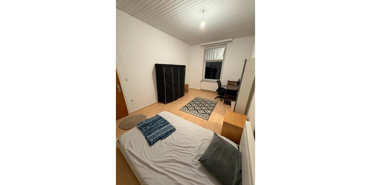Wohnen auf Zeit Bochum Bochum-Mitte - 17 Zimmer, 90 m&sup2;, 360&euro; | Angebot:26017293