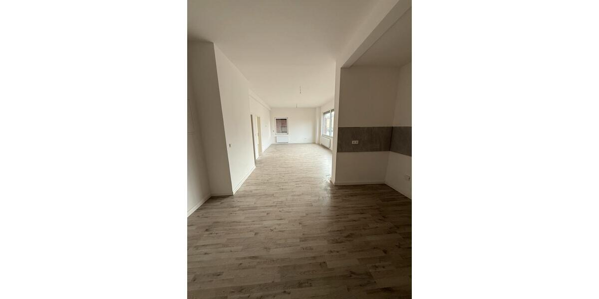 Erdgeschoßwohnung Uelzen - 3 Zimmer, 78 m&sup2;, 730&euro; | Angebot:23538948