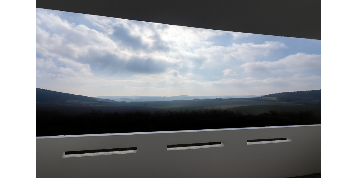 Helle 4-Raum-Wohnung mit Balkon, Naturidylle und Stellplatz – Nähe Erfurt, Weimar & Arnstadt zu vermieten! 4 zimmer