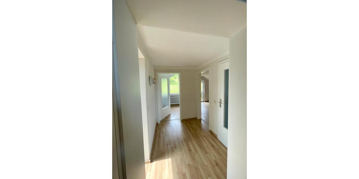 Dachgeschoßwohnung Leidersbach - 2 Zimmer, 60 m&sup2;, 600&euro; | Angebot:26527332