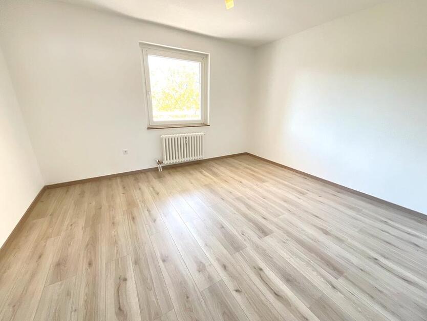 Renovierte 3 Zimmerwohnung mit Balkon