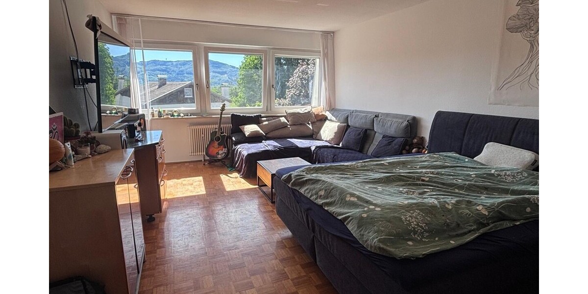 2 Zimmer Mietwohnung mit schönem Bergblick in 83410 Laufen - frei ab 01.09.2026 - Aufzug vorhanden - Etagenwohnung Laufen Laufen | Angebot:26988609