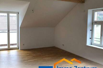 Dachgeschoßwohnung mit gehobener Ausstattung für Single oder Paar im Zentrum von Vilsbiburg 3 zimmer