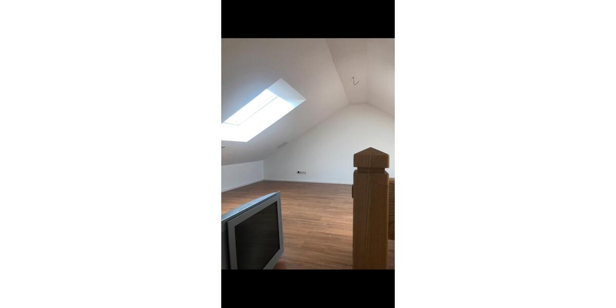 Wohnen auf Zeit Riegelsberg - 4 Zimmer, 120 m&sup2;, 320&euro; | Angebot:25432417