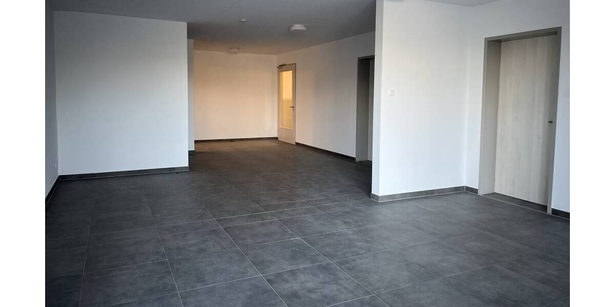 Etagenwohnung Arnsdorf - 2 Zimmer, 45 m&sup2;, 600&euro; | Angebot:25749166